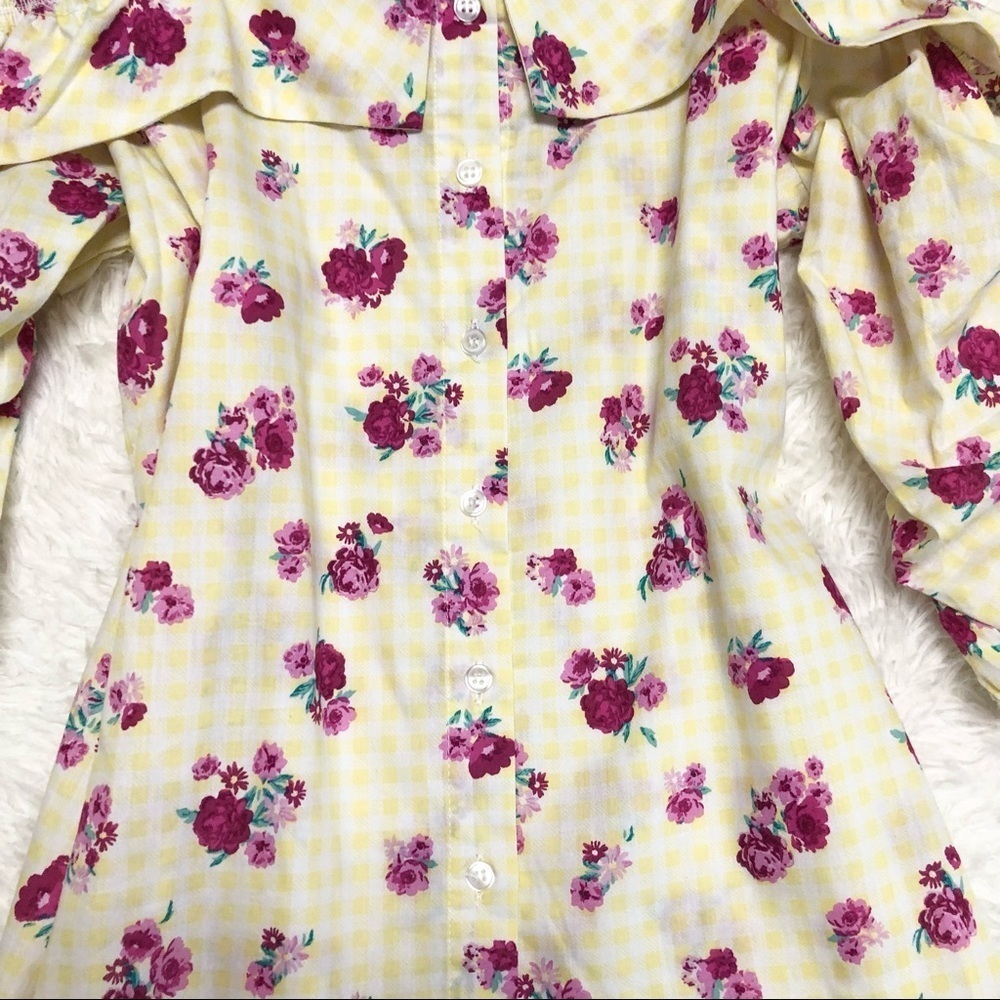 NWT No Comment Cold Shoulder Floral Top Sz M - Picture 4 of 11
